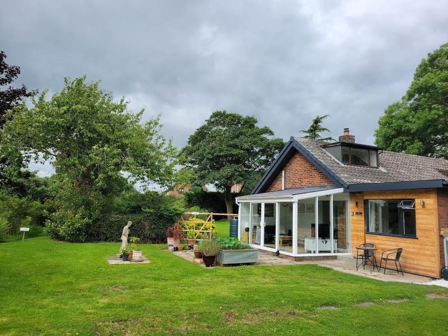 The Garden Rooms Chester Esterno foto